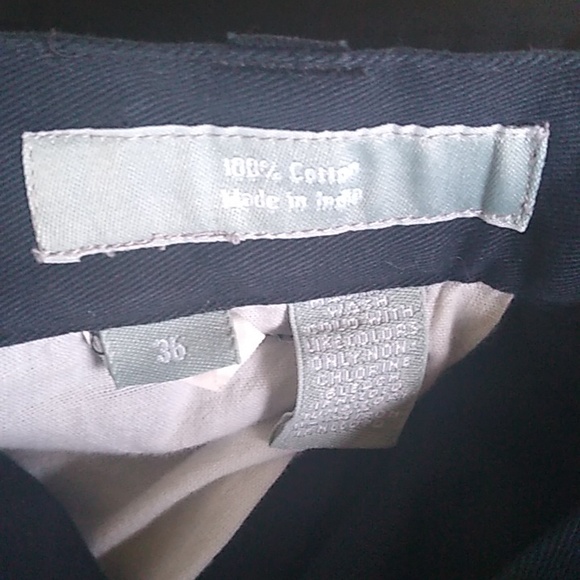 Evergreen Shorts - Picture 7 of 9